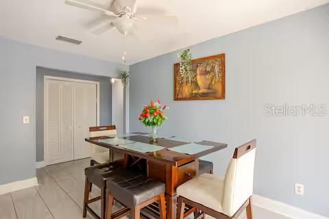 出租: $2,400 (3 贝兹, 2 浴室, 1454 平方英尺)