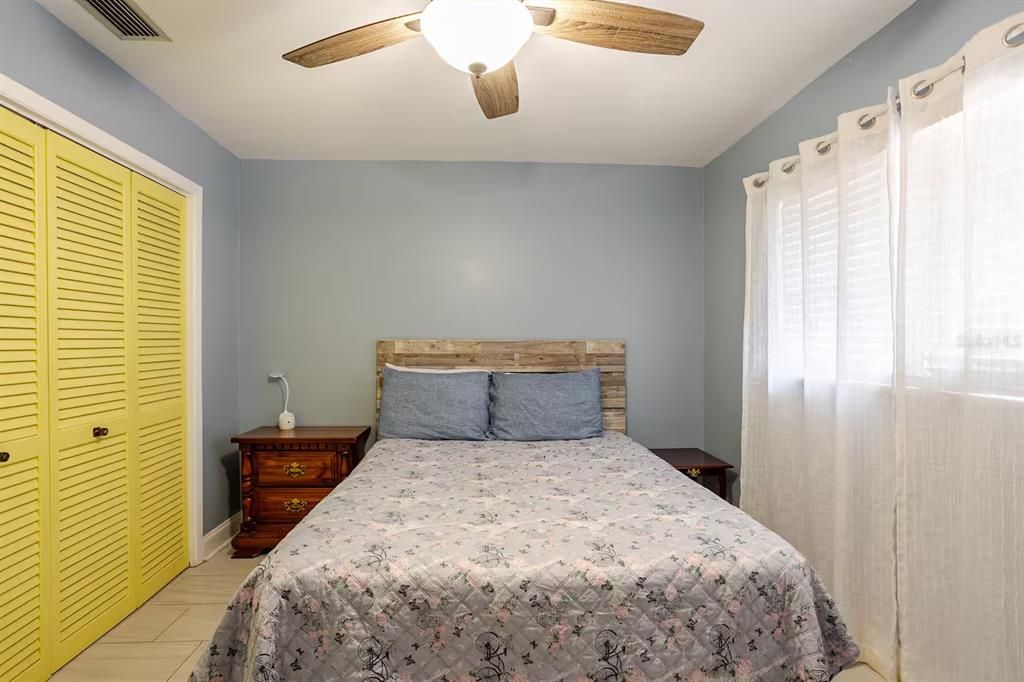 出租: $2,400 (3 贝兹, 2 浴室, 1454 平方英尺)