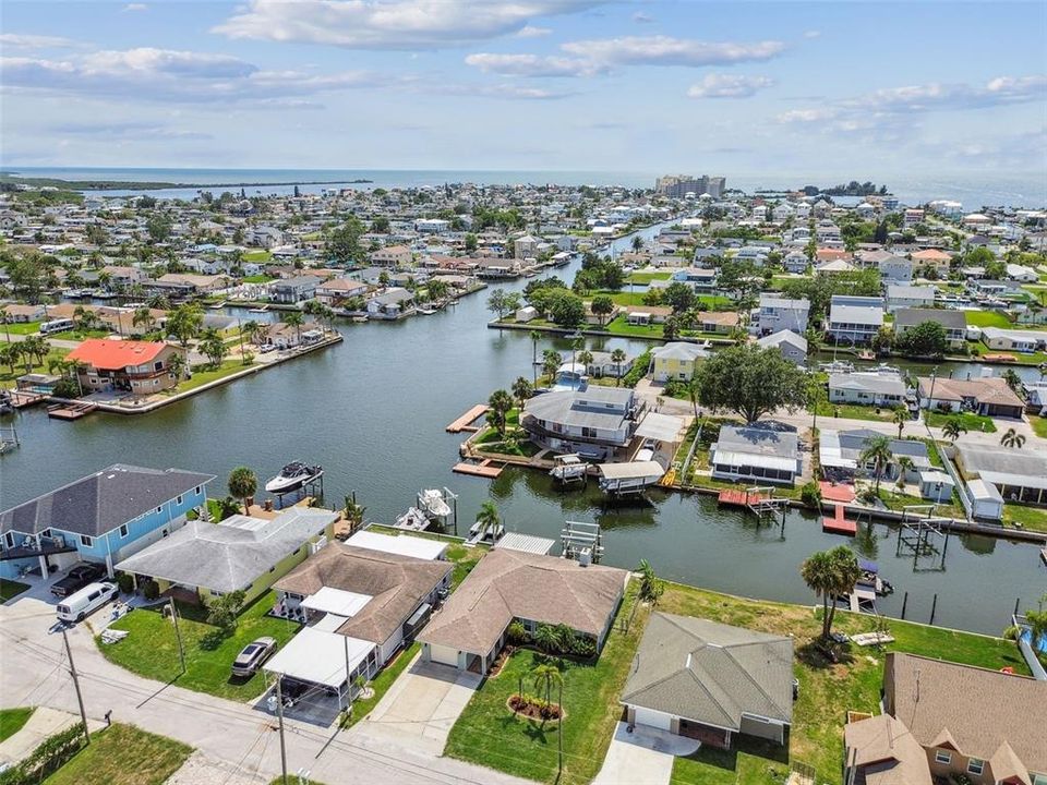 出租: $2,295 (3 贝兹, 2 浴室, 1704 平方英尺)