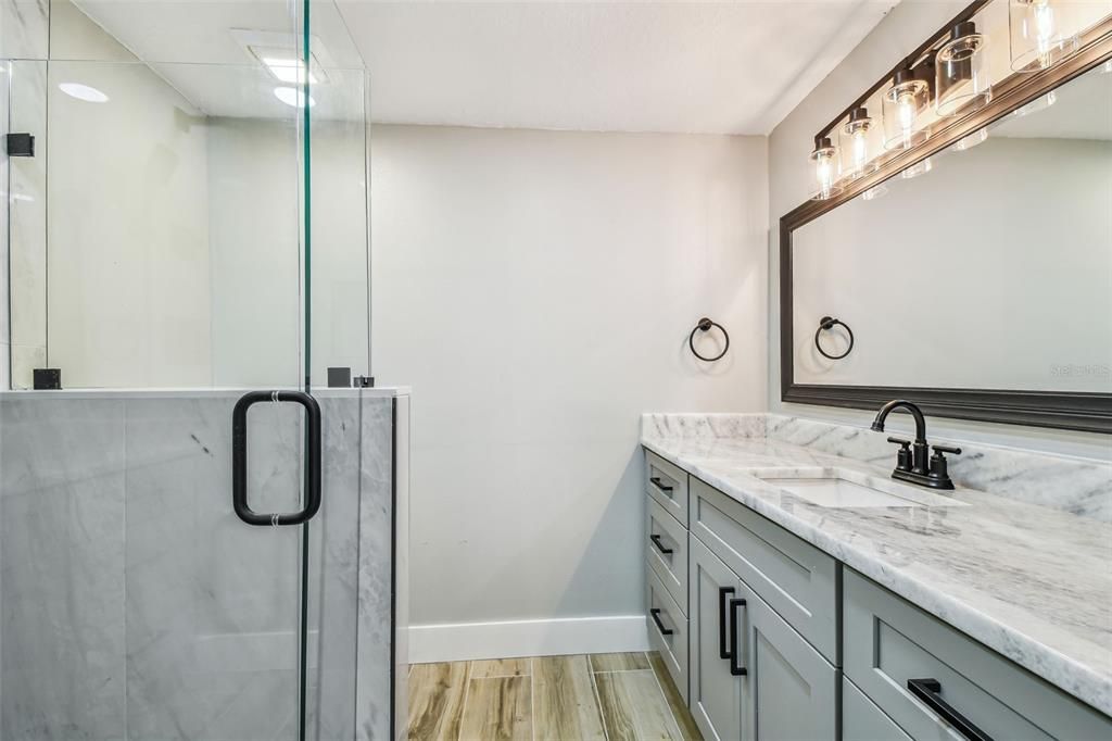 出租: $2,295 (3 贝兹, 2 浴室, 1704 平方英尺)