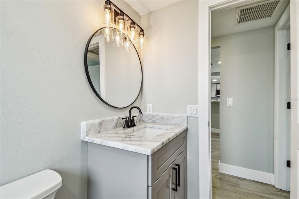 出租: $2,295 (3 贝兹, 2 浴室, 1704 平方英尺)