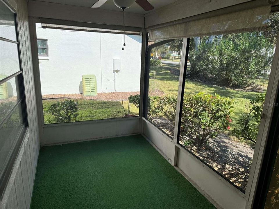 待售: $229,000 (2 贝兹, 2 浴室, 1177 平方英尺)