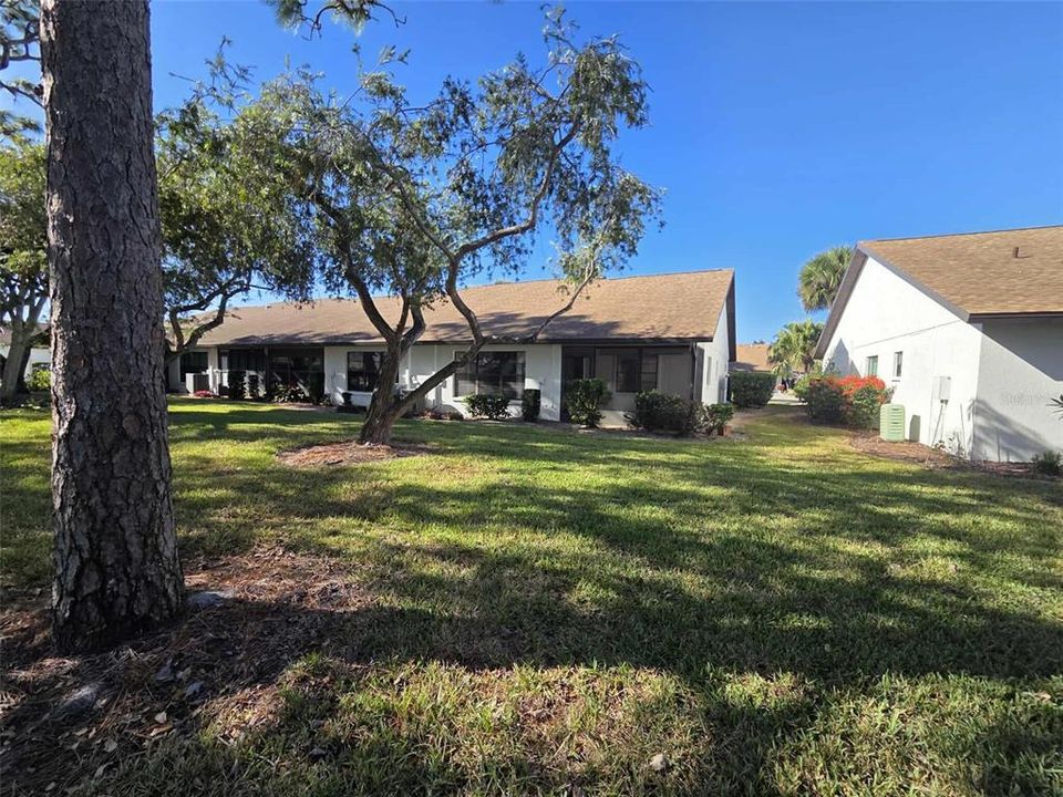 待售: $229,000 (2 贝兹, 2 浴室, 1177 平方英尺)