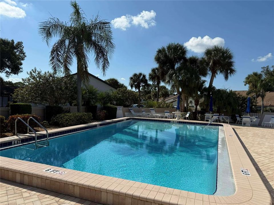 待售: $229,000 (2 贝兹, 2 浴室, 1177 平方英尺)