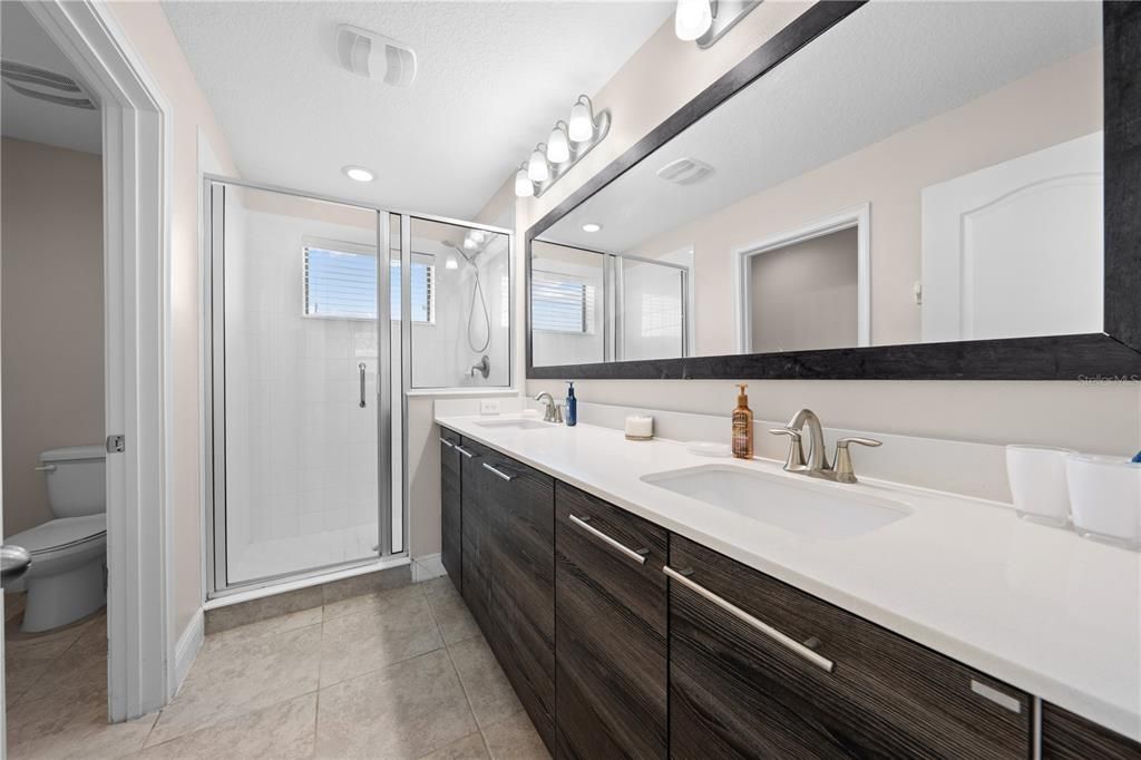 For Sale: $440,000 (4 beds, 4 baths, 2537 Square Feet)