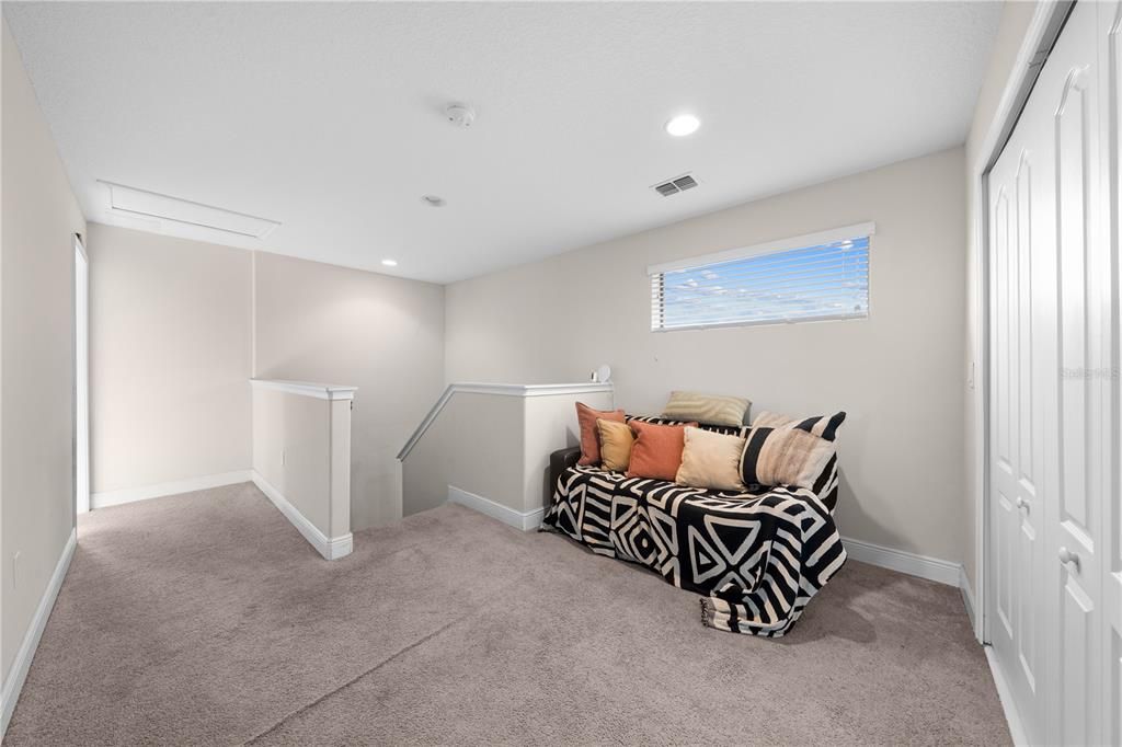 For Sale: $440,000 (4 beds, 4 baths, 2537 Square Feet)