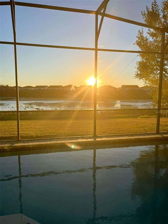 For Sale: $440,000 (4 beds, 4 baths, 2537 Square Feet)