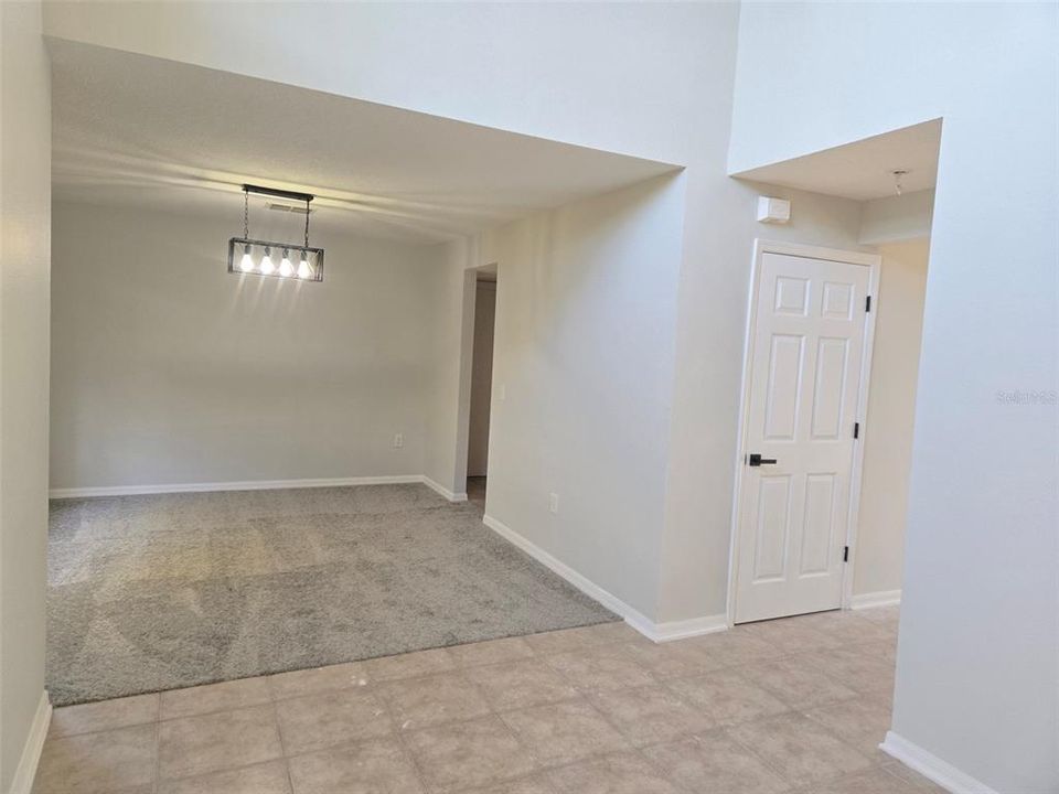 待售: $474,900 (4 贝兹, 2 浴室, 2392 平方英尺)