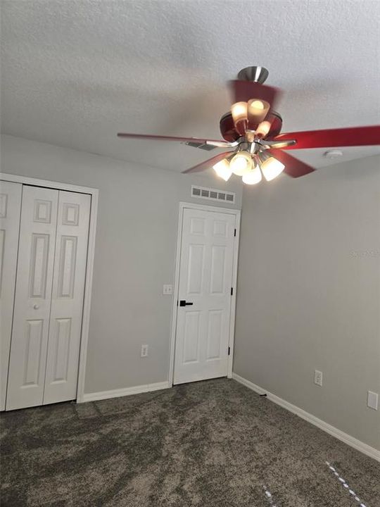 待售: $474,900 (4 贝兹, 2 浴室, 2392 平方英尺)