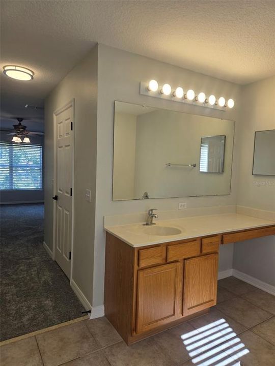 待售: $474,900 (4 贝兹, 2 浴室, 2392 平方英尺)