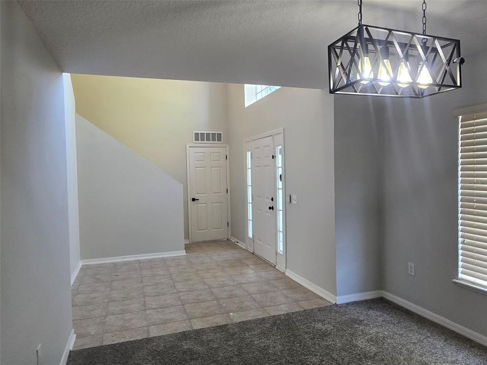 待售: $474,900 (4 贝兹, 2 浴室, 2392 平方英尺)