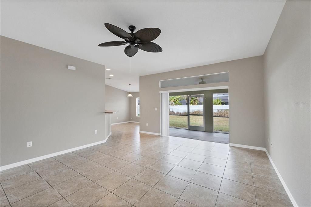 待售: $279,000 (3 贝兹, 2 浴室, 1706 平方英尺)