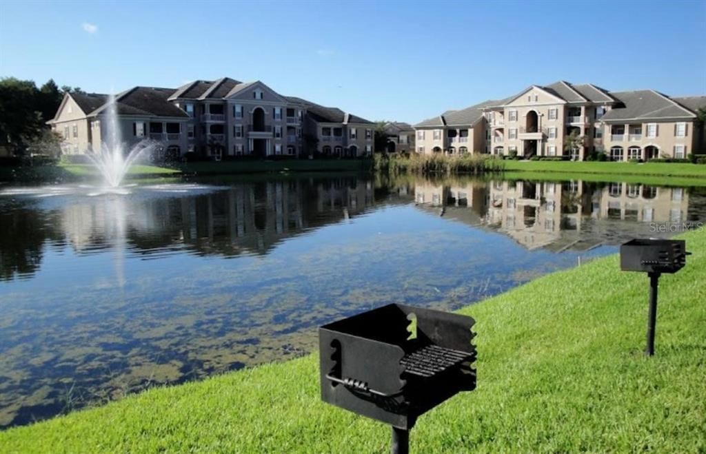 На продажу: $224,990 (2 спален, 2 ванн, 1041 Квадратных фут)