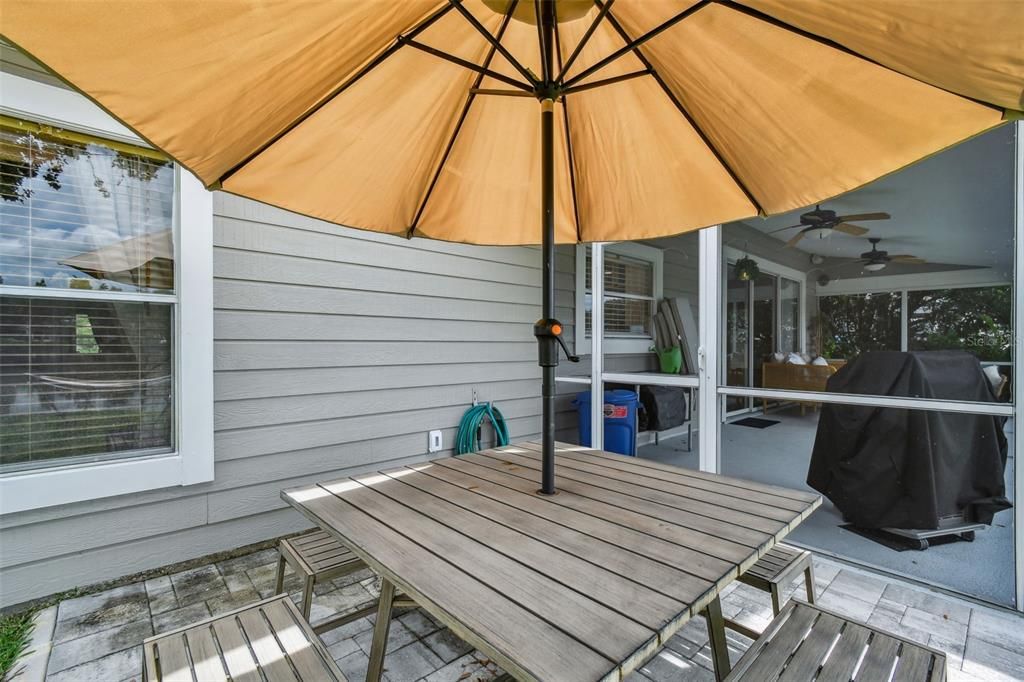 For Rent: $2,900 (3 beds, 2 baths, 1884 Square Feet)