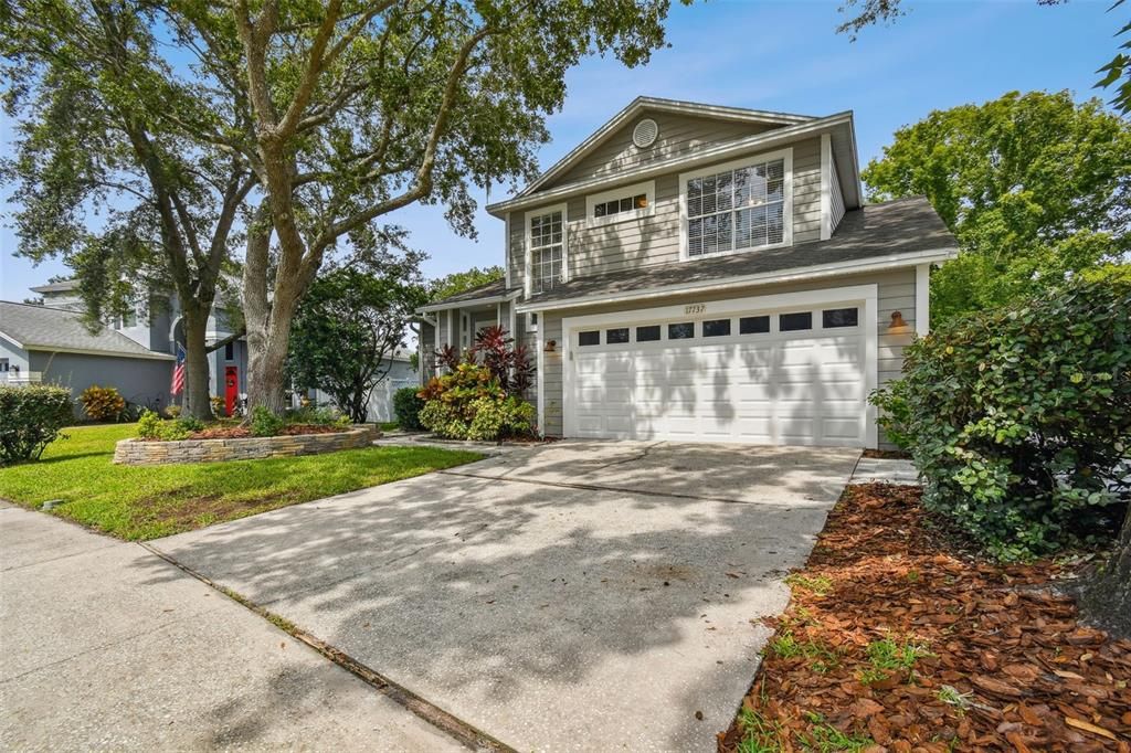 For Rent: $2,900 (3 beds, 2 baths, 1884 Square Feet)