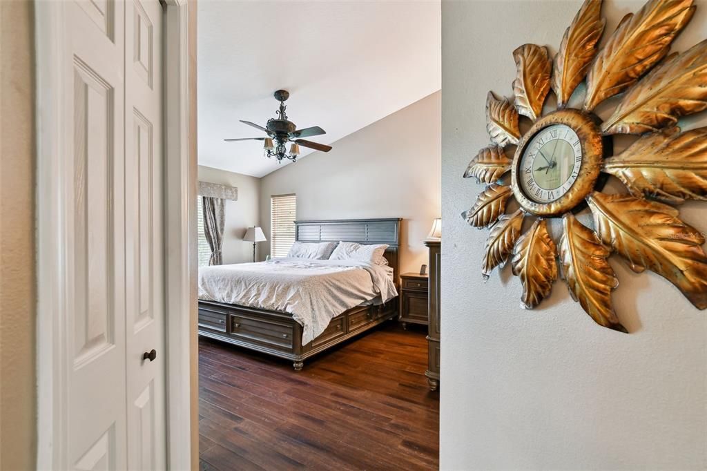 For Rent: $2,900 (3 beds, 2 baths, 1884 Square Feet)