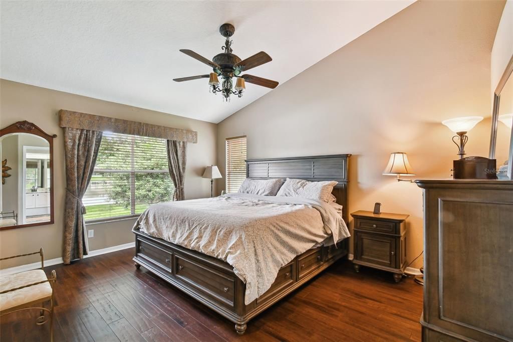 For Rent: $2,900 (3 beds, 2 baths, 1884 Square Feet)