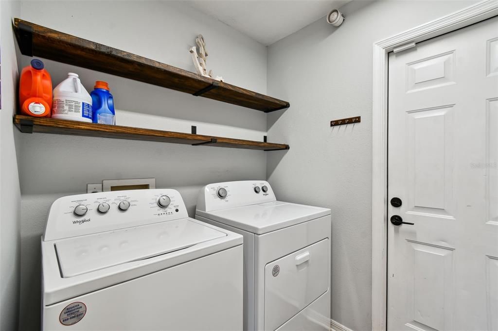 For Rent: $2,900 (3 beds, 2 baths, 1884 Square Feet)