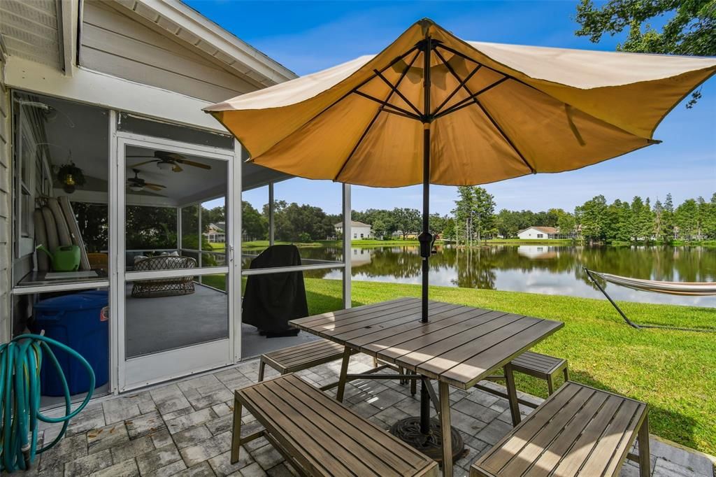 For Rent: $2,900 (3 beds, 2 baths, 1884 Square Feet)