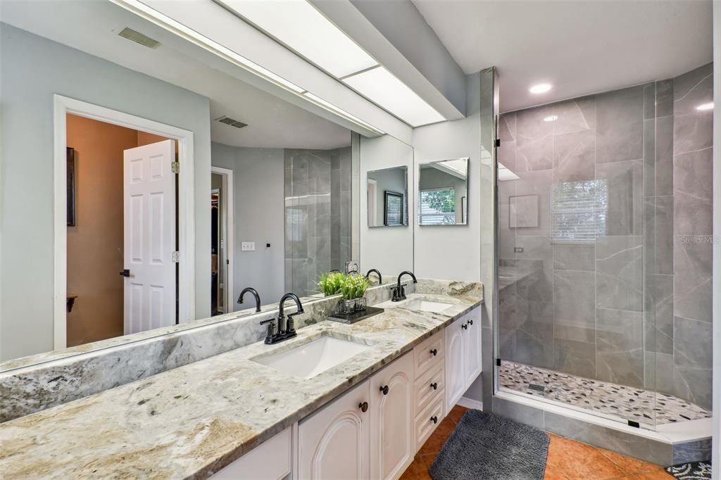 For Rent: $2,900 (3 beds, 2 baths, 1884 Square Feet)