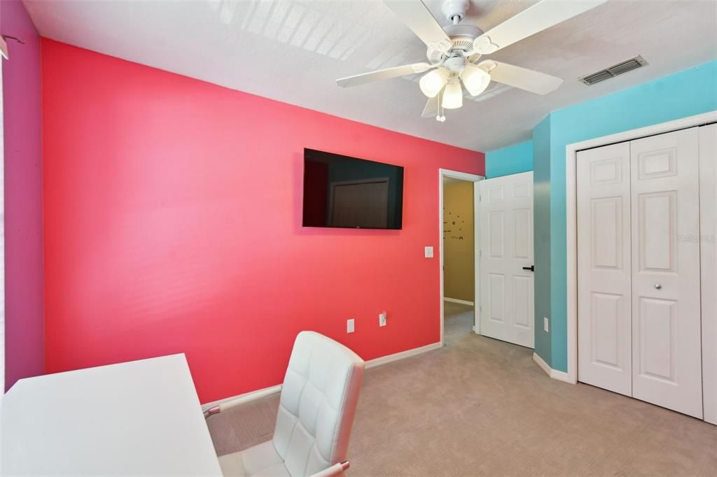 For Rent: $2,900 (3 beds, 2 baths, 1884 Square Feet)