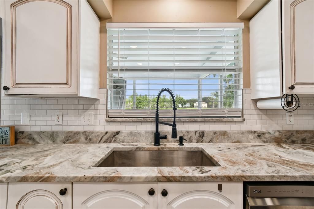 For Rent: $2,900 (3 beds, 2 baths, 1884 Square Feet)