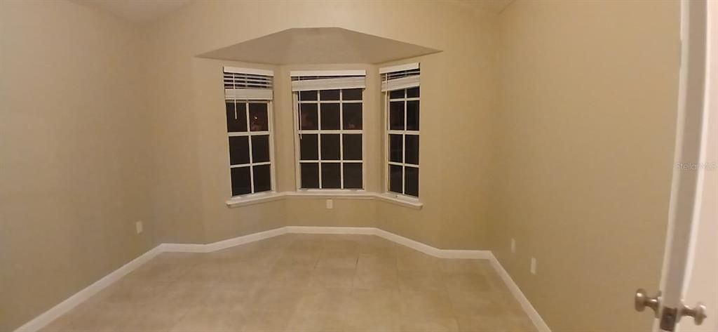 Active With Contract: $272,000 (3 beds, 2 baths, 1768 Square Feet)