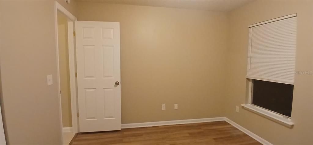 Active With Contract: $272,000 (3 beds, 2 baths, 1768 Square Feet)