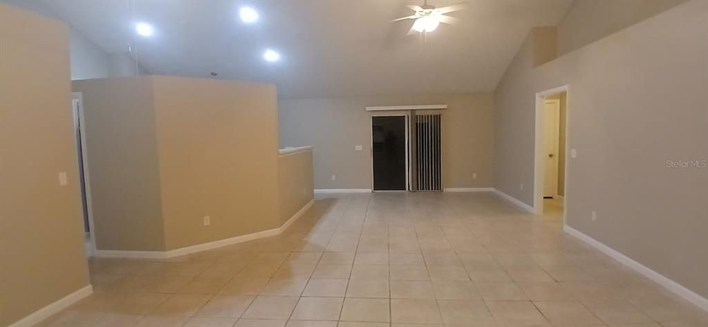 Active With Contract: $272,000 (3 beds, 2 baths, 1768 Square Feet)