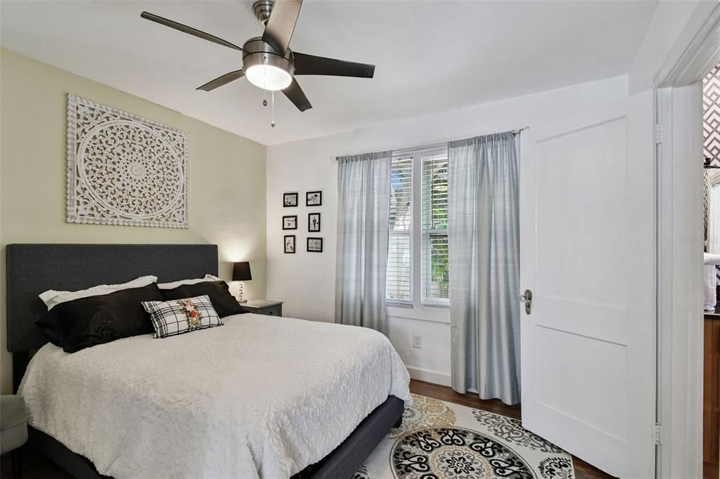 For Rent: $4,000 (3 beds, 2 baths, 1715 Square Feet)