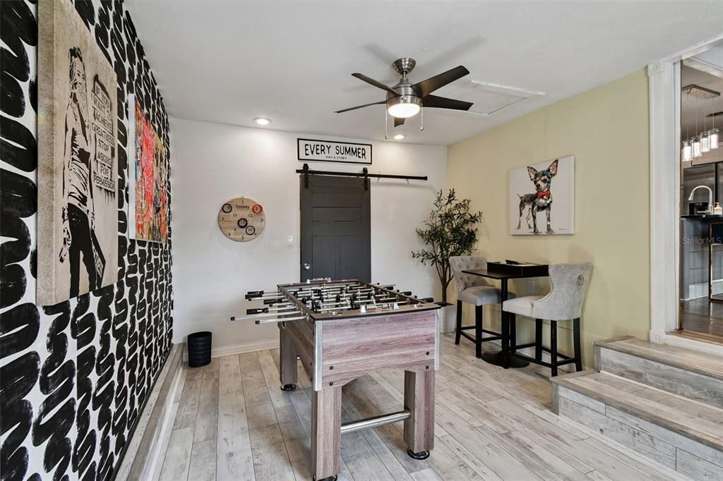 For Rent: $4,000 (3 beds, 2 baths, 1715 Square Feet)