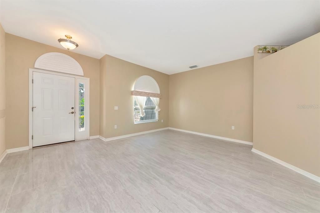 待售: $384,900 (3 贝兹, 2 浴室, 1598 平方英尺)