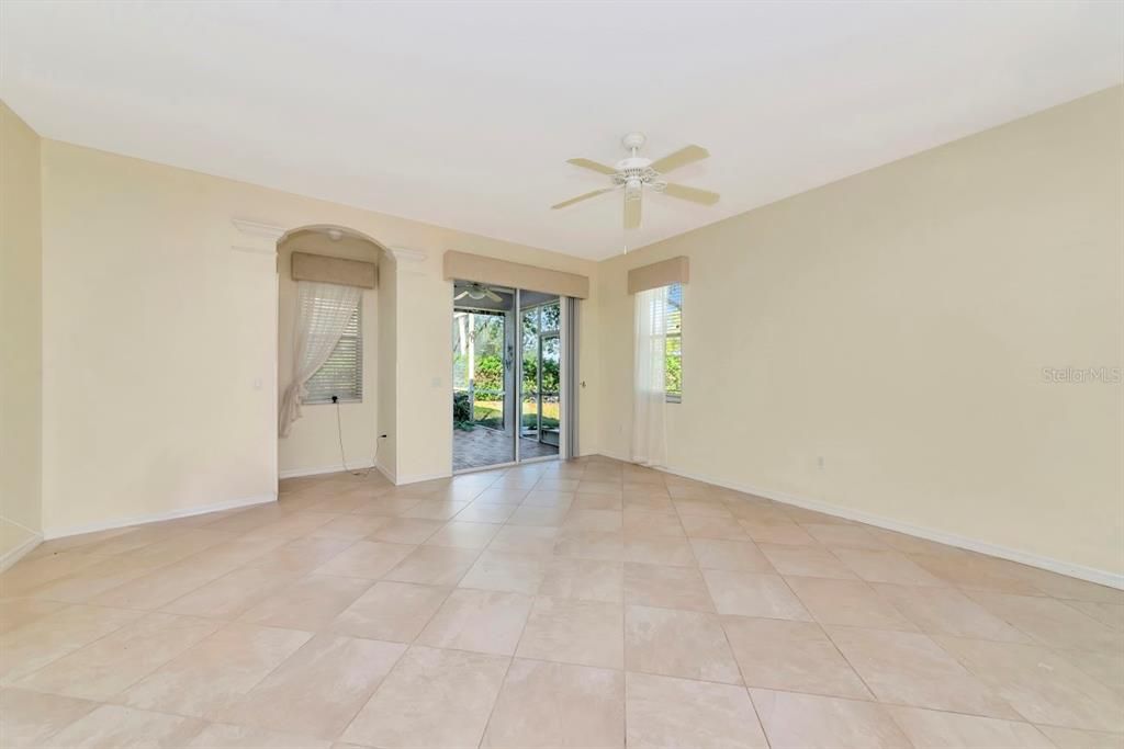 待售: $384,900 (3 贝兹, 2 浴室, 1598 平方英尺)