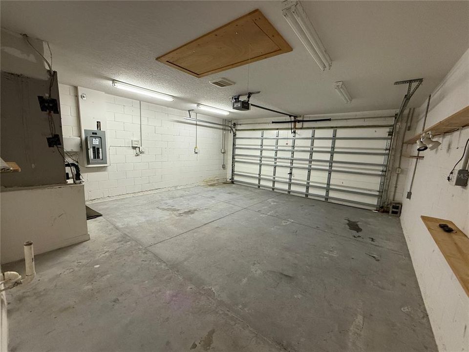 For Rent: $1,699 (3 beds, 2 baths, 1790 Square Feet)