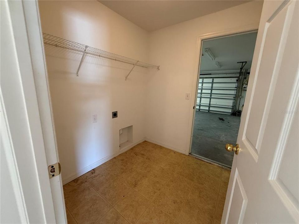 For Rent: $1,699 (3 beds, 2 baths, 1790 Square Feet)