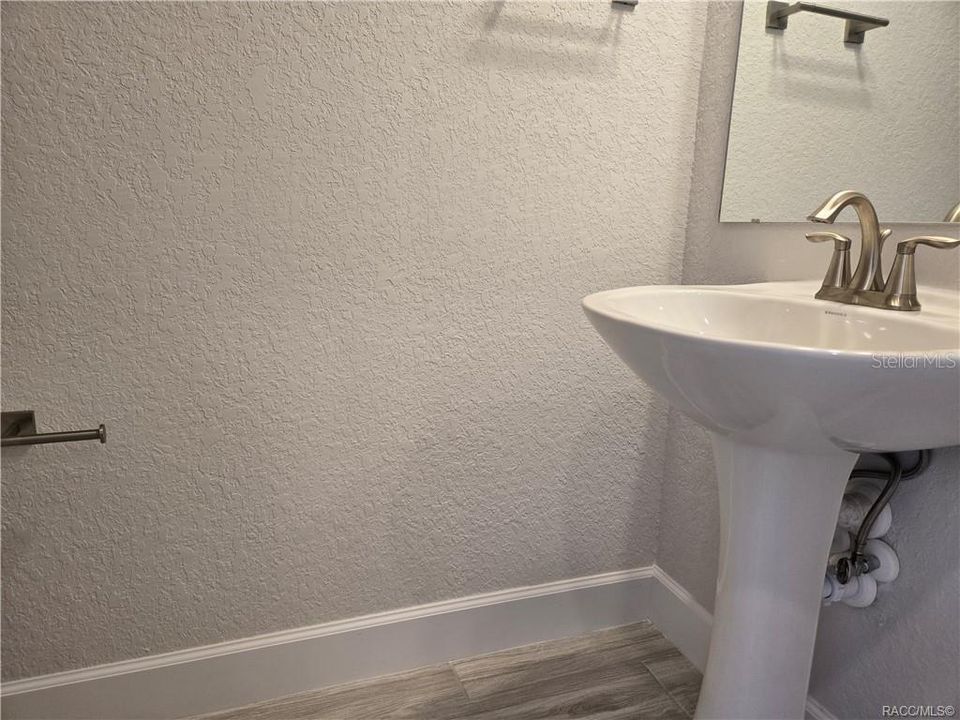 待售: $204,350 (3 贝兹, 2 浴室, 1520 平方英尺)