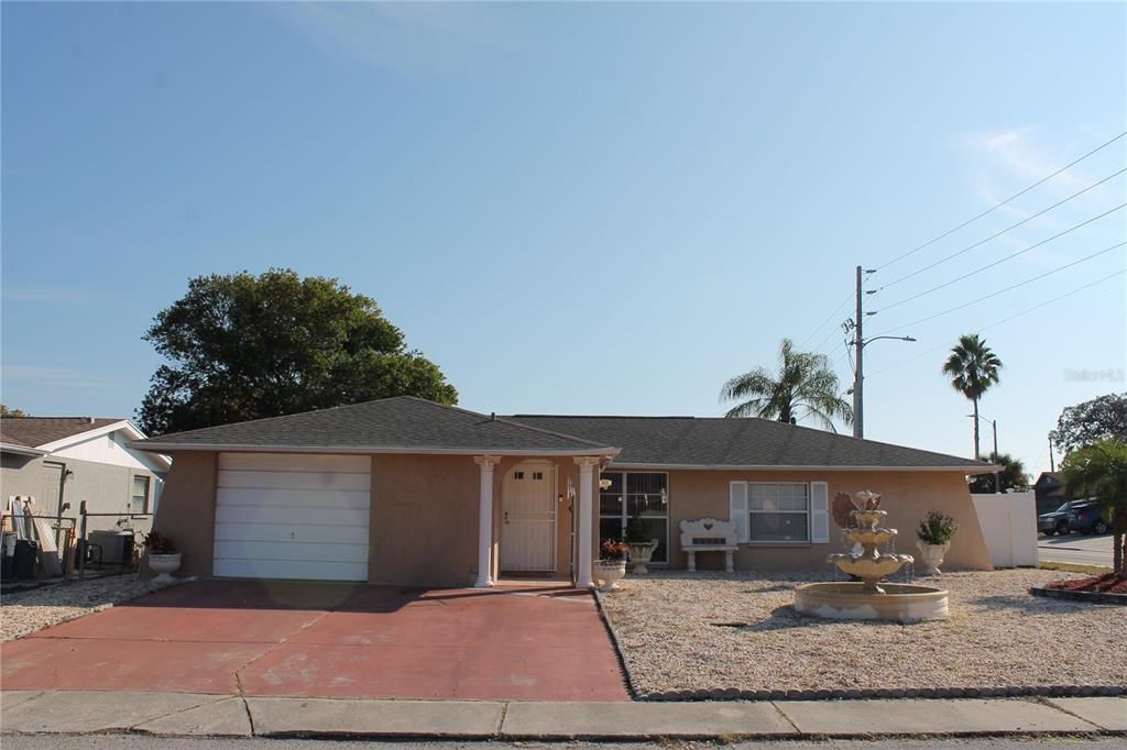 На продажу: $299,999 (3 спален, 2 ванн, 1260 Квадратных фут)