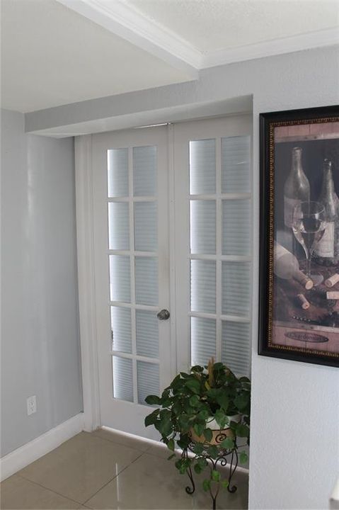 На продажу: $299,999 (3 спален, 2 ванн, 1260 Квадратных фут)