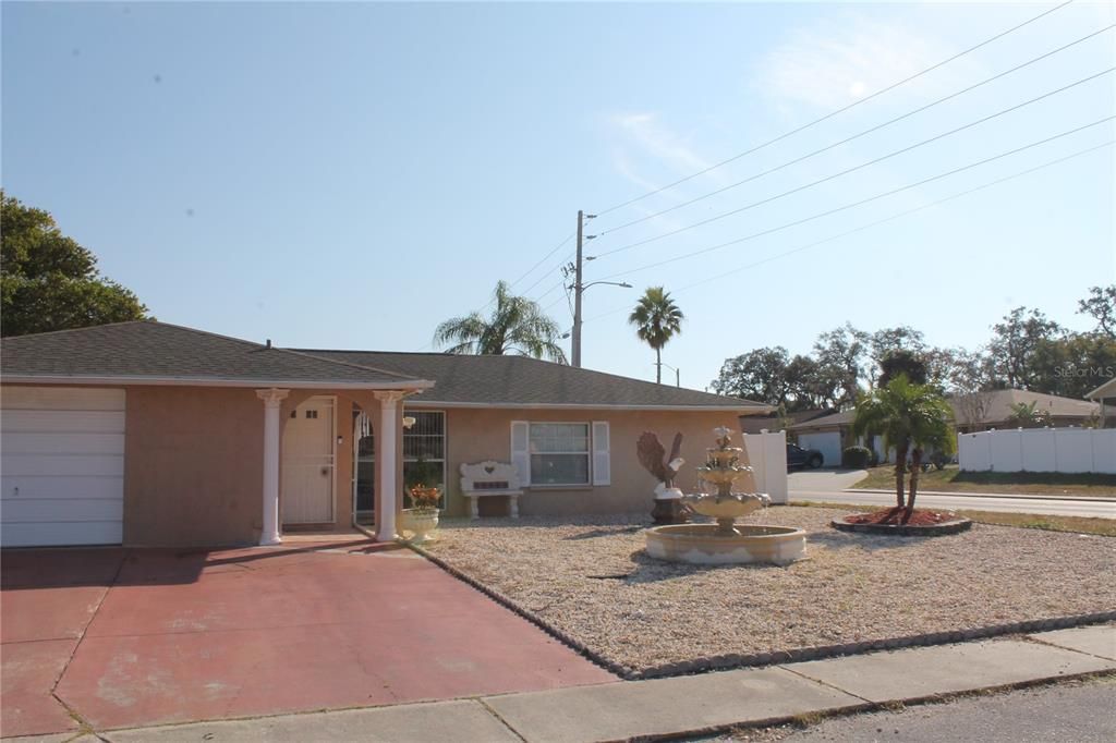 На продажу: $299,999 (3 спален, 2 ванн, 1260 Квадратных фут)