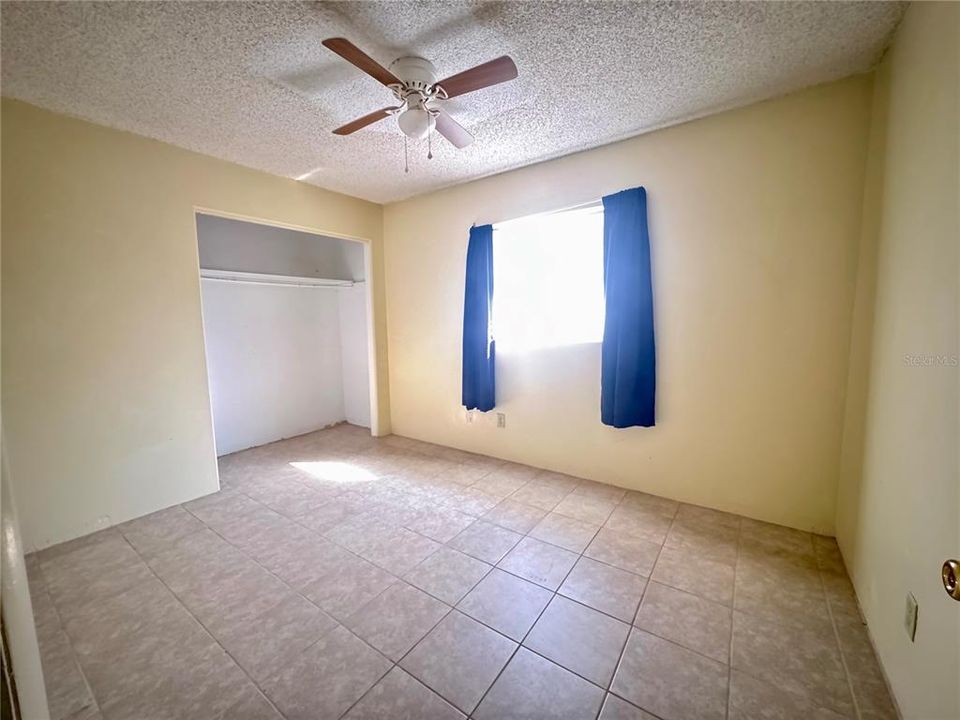 For Sale: $160,000 (3 beds, 1 baths, 1088 Square Feet)