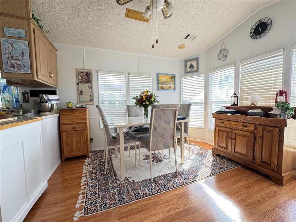 En Venta: $118,900 (2 camas, 1 baños, 748 Pies cuadrados)