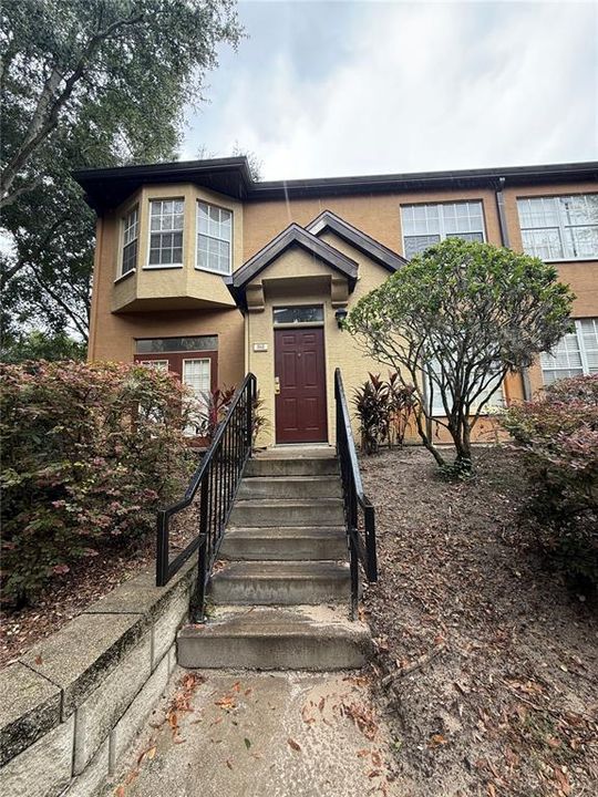 For Rent: $1,450 (2 beds, 2 baths, 1062 Square Feet)