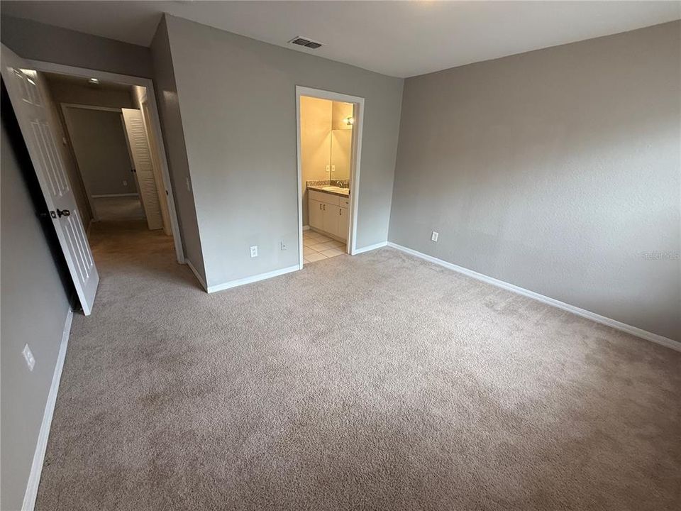 For Rent: $1,450 (2 beds, 2 baths, 1062 Square Feet)