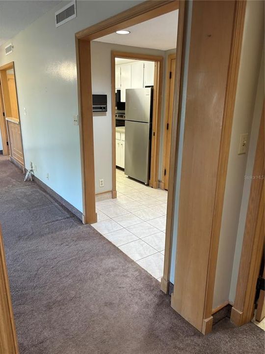 For Sale: $319,000 (2 beds, 2 baths, 1210 Square Feet)