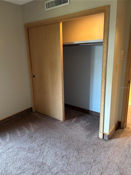 For Sale: $319,000 (2 beds, 2 baths, 1210 Square Feet)