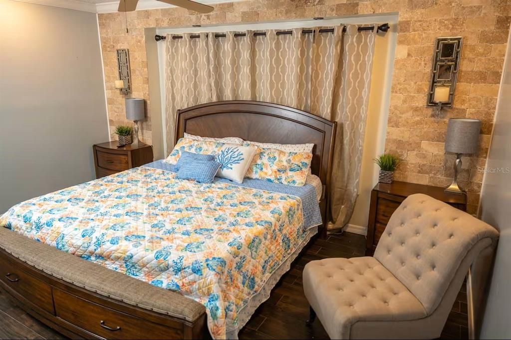 待售: $498,000 (2 贝兹, 2 浴室, 1763 平方英尺)