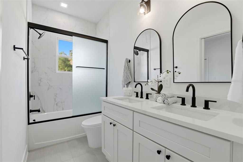 For Sale: $569,900 (3 beds, 2 baths, 1458 Square Feet)