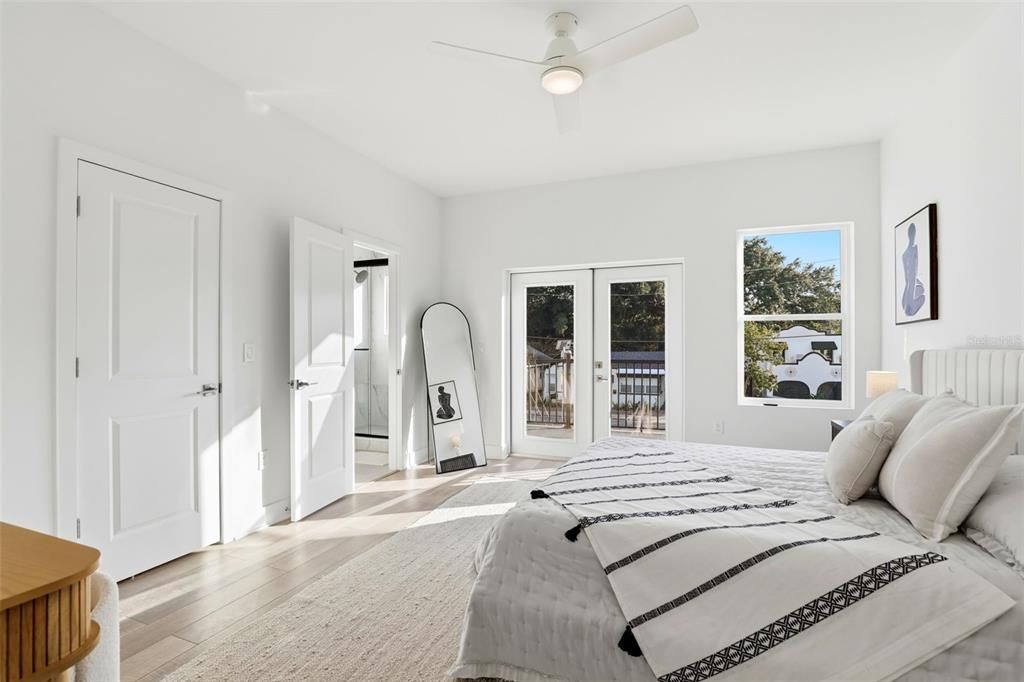 For Sale: $569,900 (3 beds, 2 baths, 1458 Square Feet)