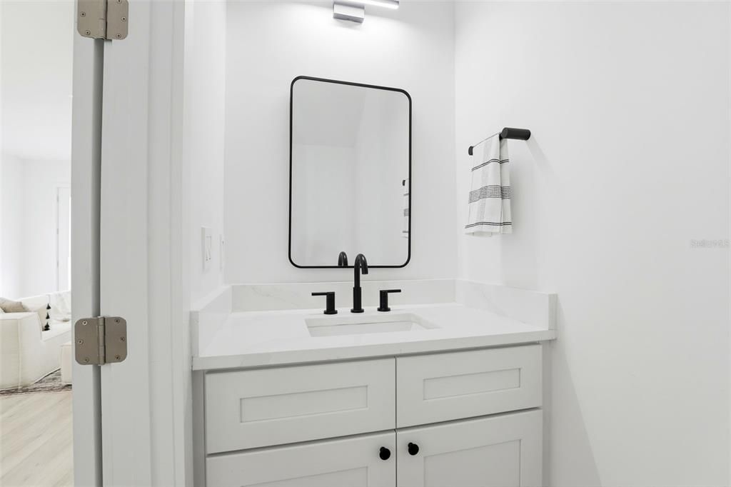 For Sale: $569,900 (3 beds, 2 baths, 1458 Square Feet)