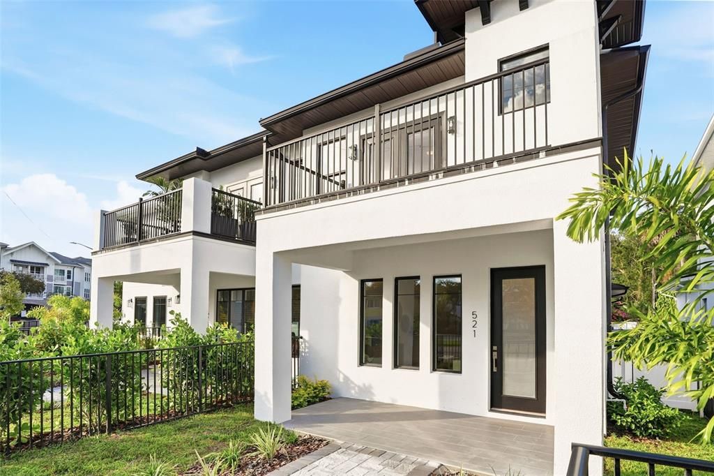 For Sale: $569,900 (3 beds, 2 baths, 1458 Square Feet)